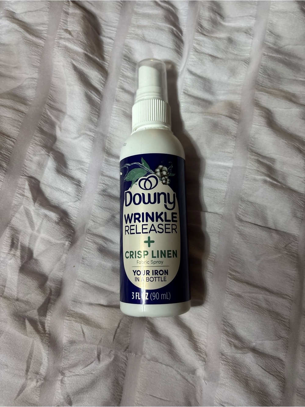 Wrinkle Releaser + Crisp Linen Fabric Spray - White